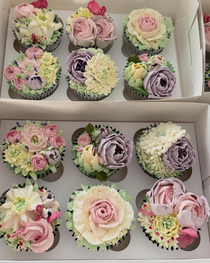 Buttercream Flower Cupcakes