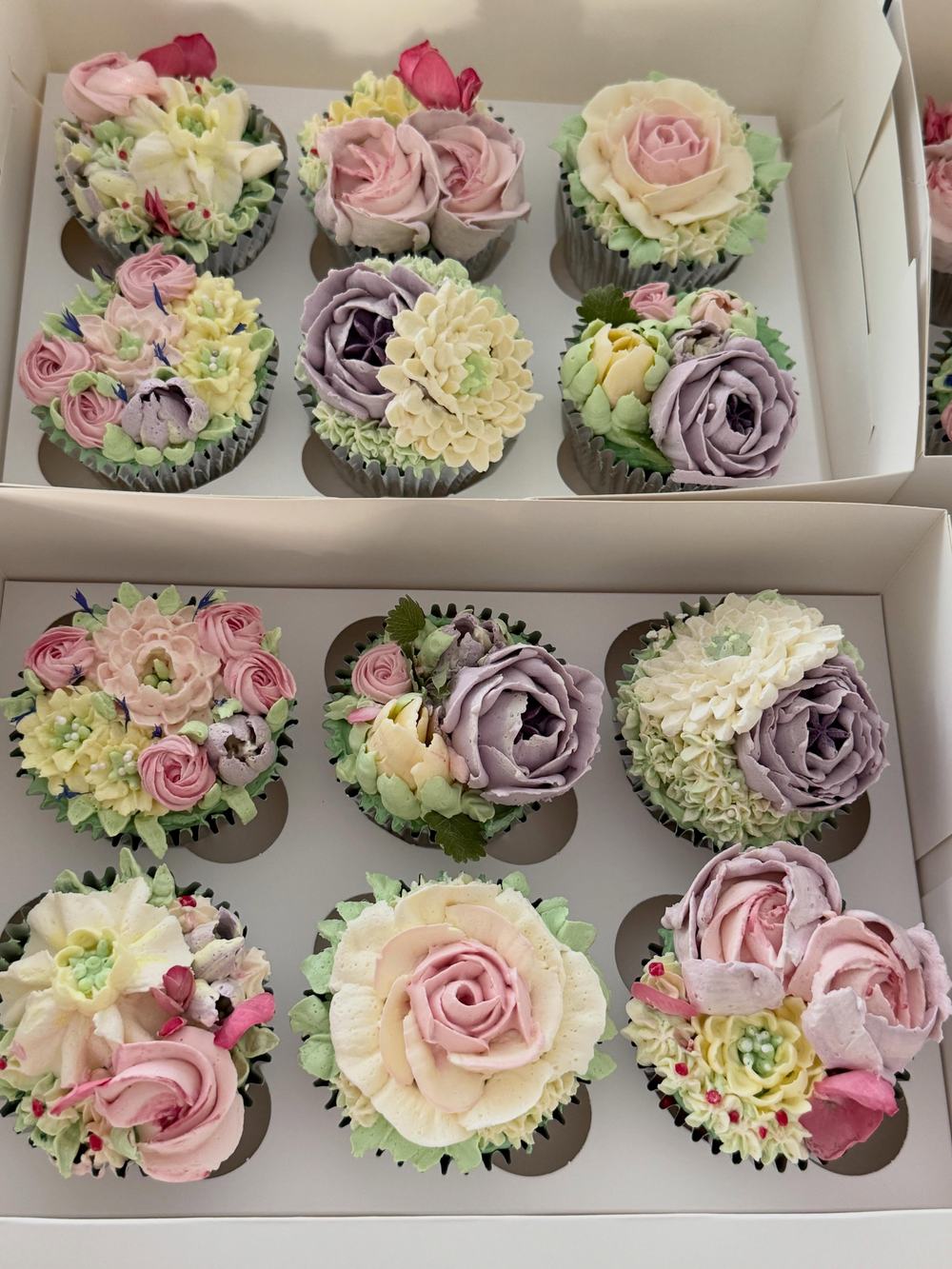 Buttercream Flower Cupcakes