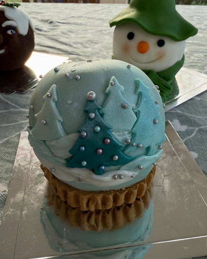 Snow Globe Cake